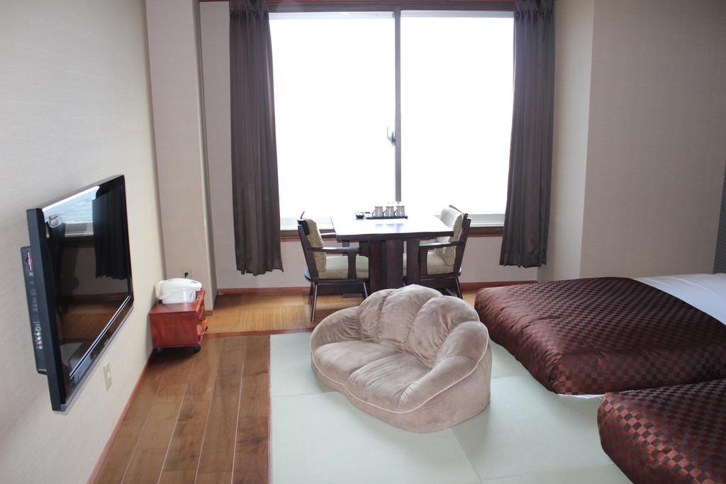 Hotel Shiosai Fujisawa Esterno foto